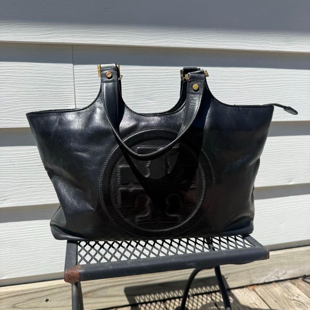Black Tory Burch Leather Classic Bombe Shoulder Bag Tote Bag